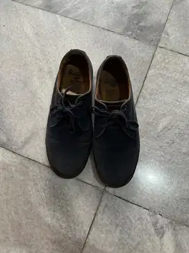 dr martens shoe