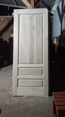Jual pintu panel motif classic kayu lokal manglid