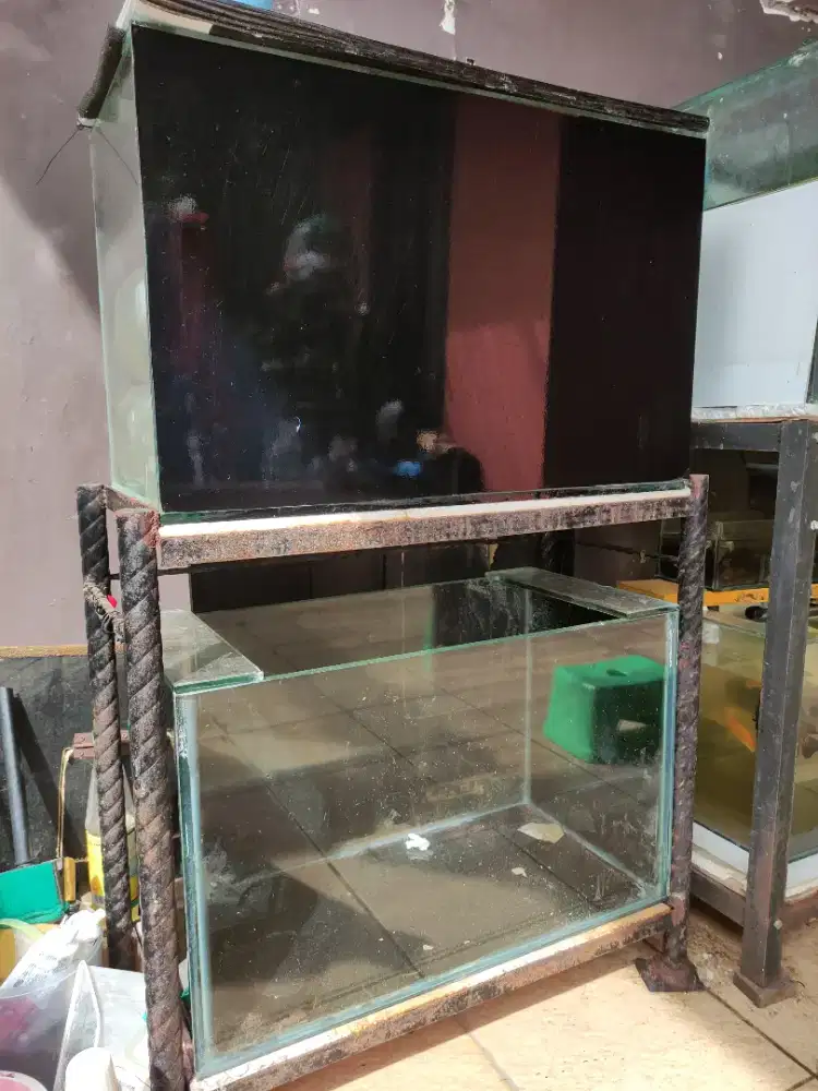 Jual 2 buah aquarium/akuarium 60x30x40 8mili