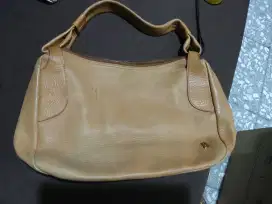 Tas Bonia preloved