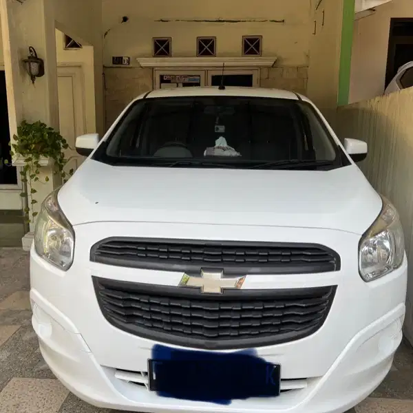 Chevrolet Spin 2013 Bensin