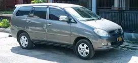 Kijang Innova 2008 E Bensin M/T,Siap pakai.Abu-abu