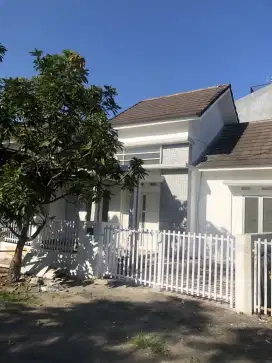 RUMAH BARU RENOV GEDANGAN SIDOARJO DEKAT MASJID