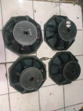 Speaker Isi nexo ps15