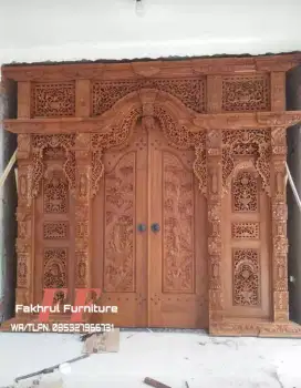 Pintu gebyok ukir