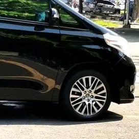 Velg Alphard ANH30 Masih Terpasang langsung pakai