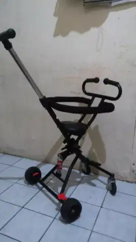 Stroller Lipat Bekas Seperti Baru