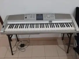 Piano Digital Yamaha DGX 305.76 tuts.USB PORT.bs recording