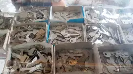 DUPLIKAT KUNCI dan JASA PANGILAN KUNCI