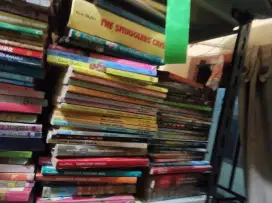 Dijual Borongan Buku, komik, majalah, kaset, CD, VCD, DVD