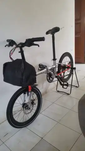 Sepeda Lipat Element Nicks