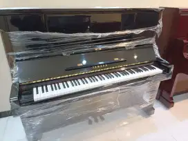 Piano Yamaha UX