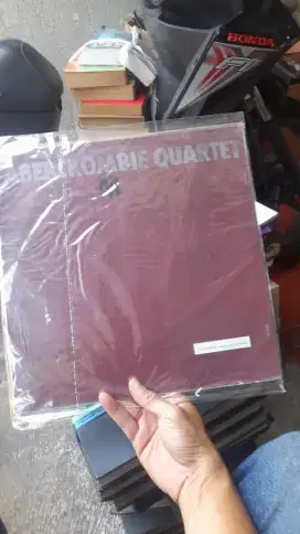 piringan hitam 12 inch abercrombie quartet