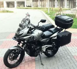 BAJAJ PULSAR 220 TAHUN 2011 SILVER