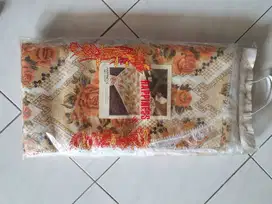 Happiness bed cover