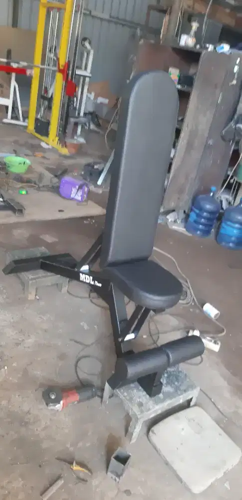 Bangku fitness adjustable bench