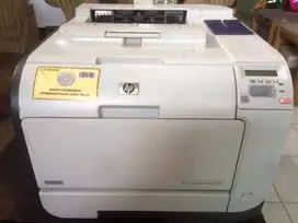 Printer Laser A4/F4 HP Color Laserjet CP2025/ CP2025n (bergaransi)