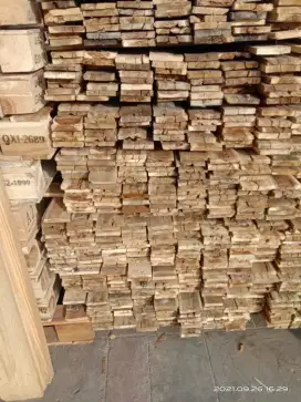 Kayu bekas palet untuk packing barang