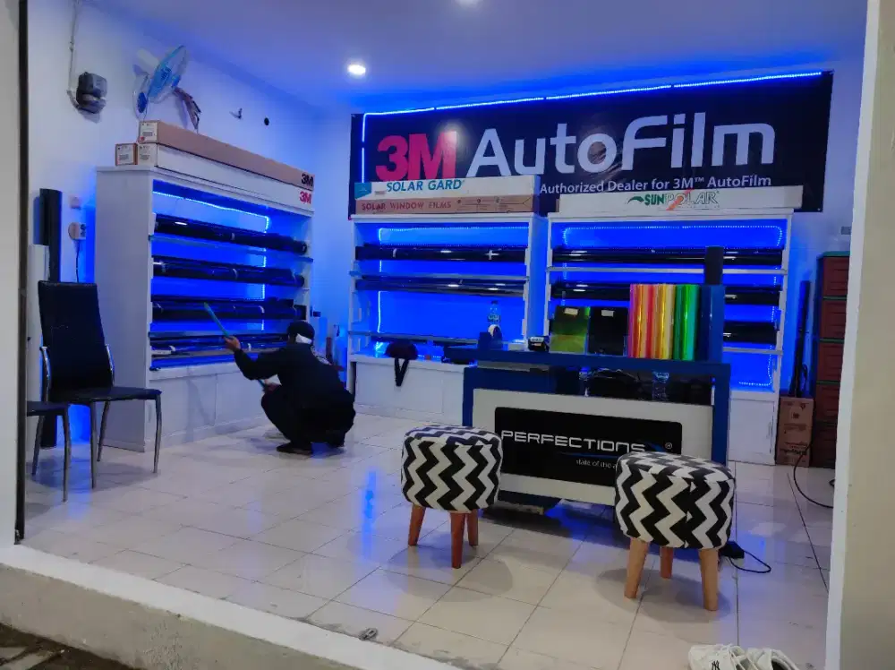 Kaca film mobil