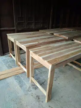 Meja jati awet berkualitas stok ready bnyk