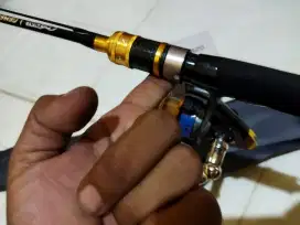 Alat Pancing - Pancingan ikan Ultra Light Full Carbon & Reel 320