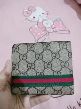 Dompet Gucci pria