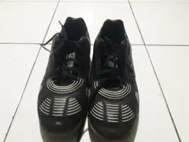 Sepatu futsal kappa 40