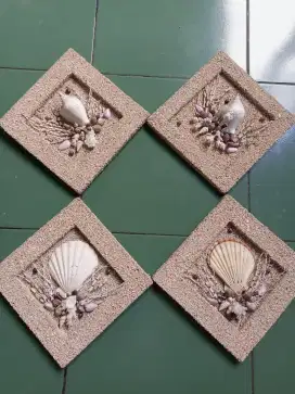 Pajangan dinding keong & kerang