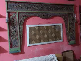 Ukiran muka ranjang lawas