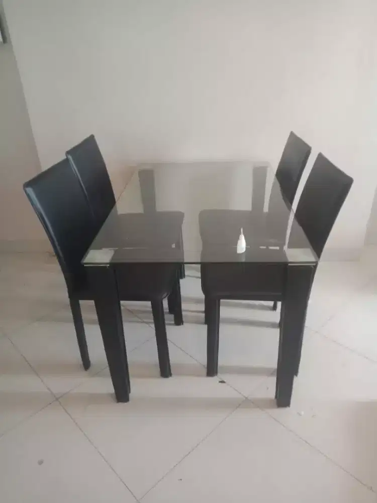 Tukang jok panggilan Bintaro