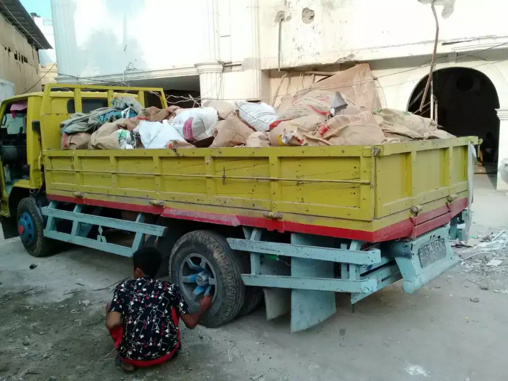 jasa buang puing/sampah