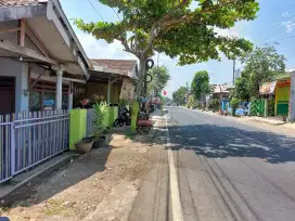 Rumah Pinggir Jalan Raya Buat Usaha