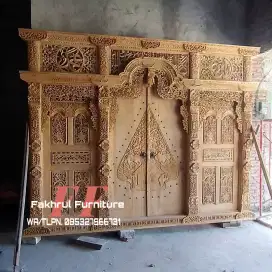 Pintu gebyok ukir