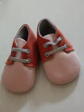 Sepatu anak Newborn