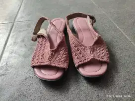 Sendal Rajut Cewe Preloved