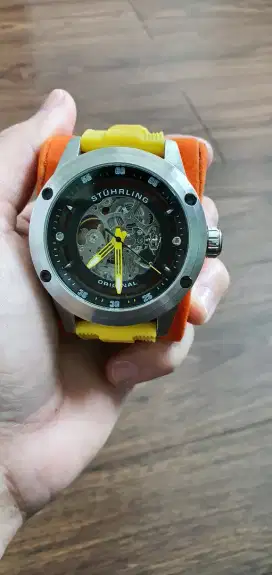 Jam tangan pria Stuhrling Skeleton Original Bekas