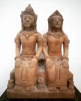 Patung Loro Blonyo Terracota