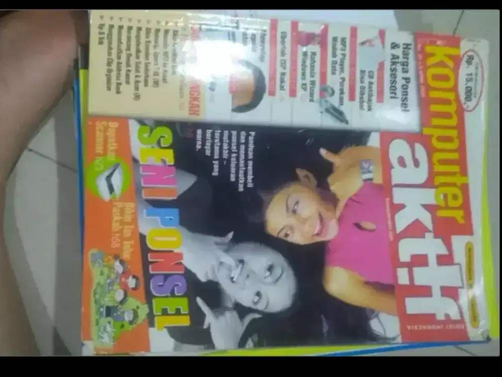 Buku komputer aktif