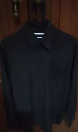 Kemeja Tangan Panjang Andre Michel ORIGINAL. Size M. Mulus Nominus