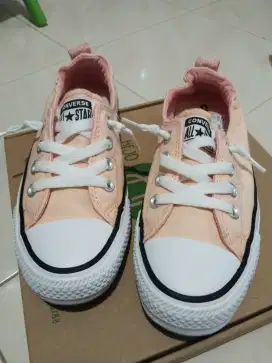 Sepatu Converse