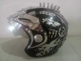 Helm Modif Merk KYT Full Monel
