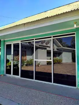 Kusen aluminium pintu jendela partisi kaca