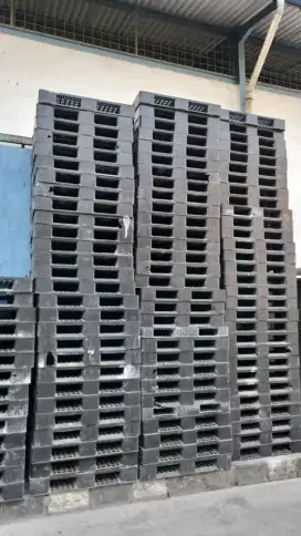 Jual beli pallet plastik