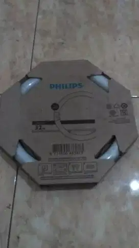 lampu ring philips 32W 2pcs