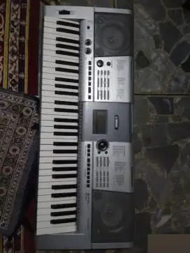 Keyboard Yamaha PSR E403