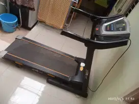 Treadmill OB elektrik masih segel normal