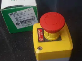 Schneider Emergency Push Button & Yellow Control Box XALK01 (A-850)