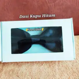 Dasi Kupu-Kupu Hitam