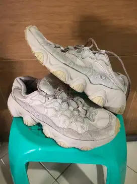 Sepatu FILA Jagger Gray Marathon Running Original Mulus
