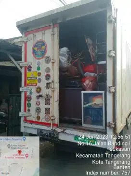 DIBUTUHKAN DRIVER BERPENGALAMAN UNTUK KIRIM BARANG, JUJUR, DISIPLIN,